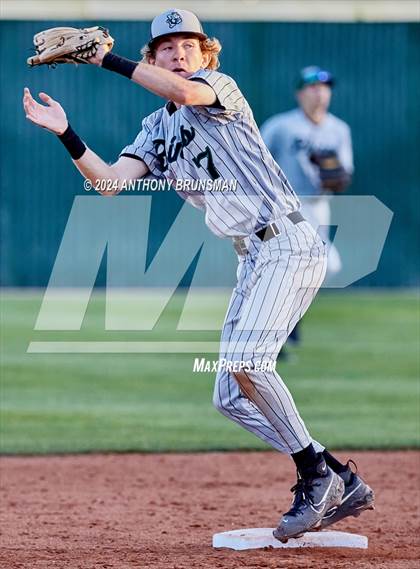 Thumbnail 1 in Twelve Bridges vs. Casa Roble (CIF SJS D4 Final) photogallery.