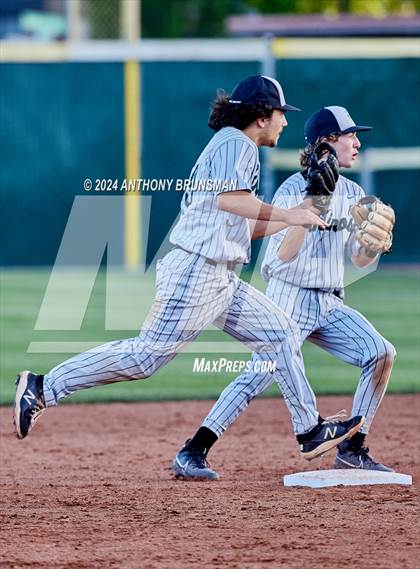 Thumbnail 2 in Twelve Bridges vs. Casa Roble (CIF SJS D4 Final) photogallery.