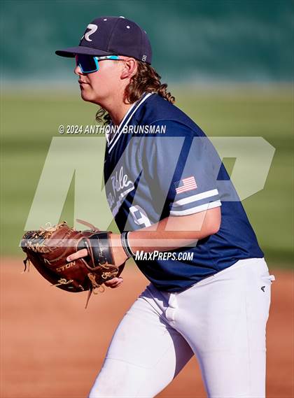 Thumbnail 2 in Twelve Bridges vs. Casa Roble (CIF SJS D4 Final) photogallery.