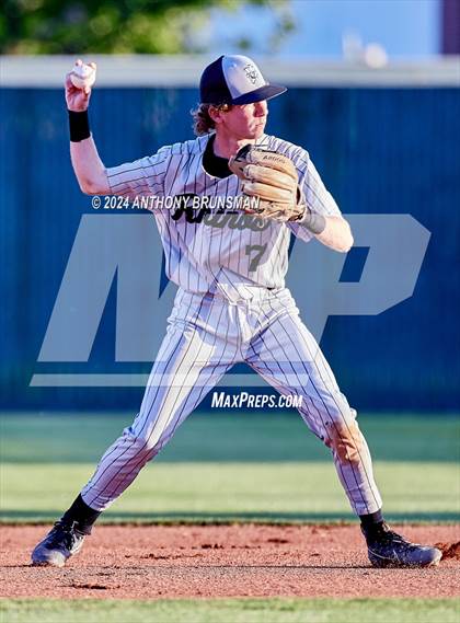 Thumbnail 2 in Twelve Bridges vs. Casa Roble (CIF SJS D4 Final) photogallery.