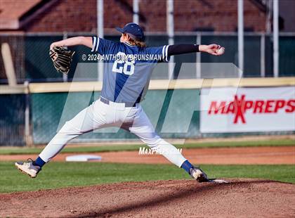 Thumbnail 2 in Twelve Bridges vs. Casa Roble (CIF SJS D4 Final) photogallery.