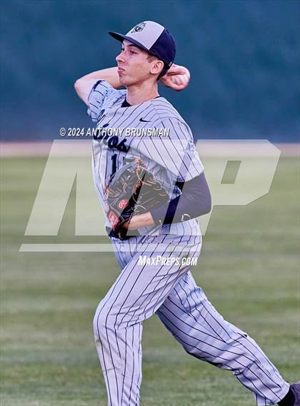 Thumbnail 3 in Twelve Bridges vs. Casa Roble (CIF SJS D4 Final) photogallery.