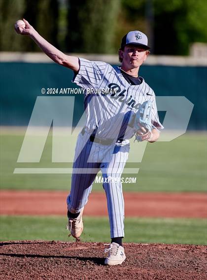 Thumbnail 2 in Twelve Bridges vs. Casa Roble (CIF SJS D4 Final) photogallery.