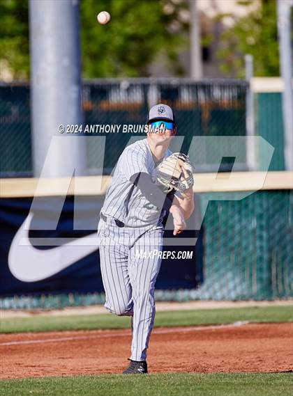 Thumbnail 2 in Twelve Bridges vs. Casa Roble (CIF SJS D4 Final) photogallery.