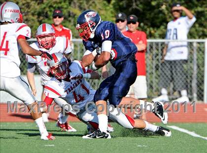 Thumbnail 1 in Lincoln vs. Pleasant Grove (Battle at the Capital) photogallery.