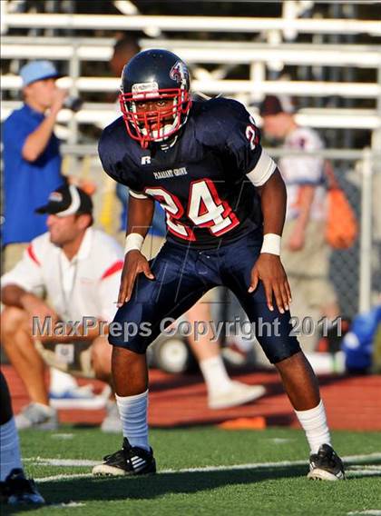Thumbnail 3 in Lincoln vs. Pleasant Grove (Battle at the Capital) photogallery.
