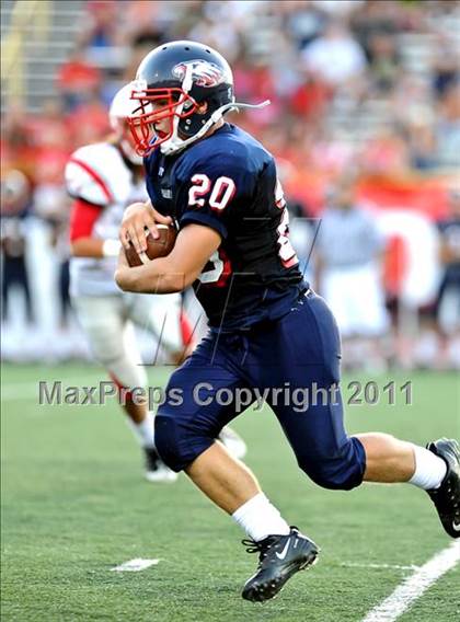 Thumbnail 3 in Lincoln vs. Pleasant Grove (Battle at the Capital) photogallery.