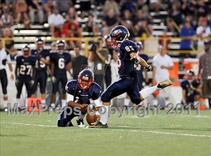 Thumbnail 3 in Lincoln vs. Pleasant Grove (Battle at the Capital) photogallery.