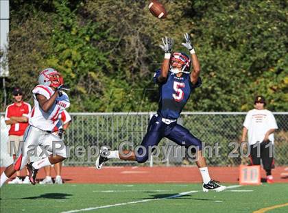 Thumbnail 3 in Lincoln vs. Pleasant Grove (Battle at the Capital) photogallery.