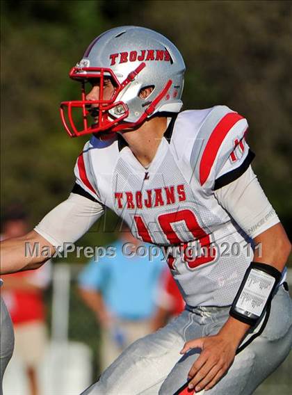 Thumbnail 3 in Lincoln vs. Pleasant Grove (Battle at the Capital) photogallery.