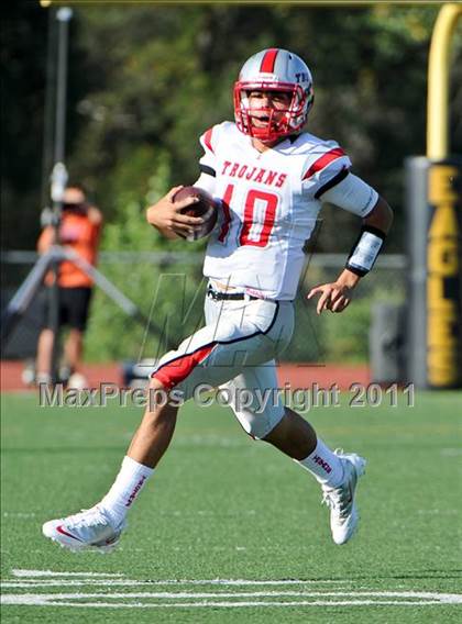 Thumbnail 1 in Lincoln vs. Pleasant Grove (Battle at the Capital) photogallery.