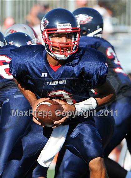Thumbnail 2 in Lincoln vs. Pleasant Grove (Battle at the Capital) photogallery.