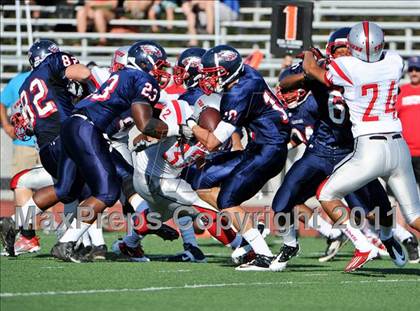 Thumbnail 3 in Lincoln vs. Pleasant Grove (Battle at the Capital) photogallery.