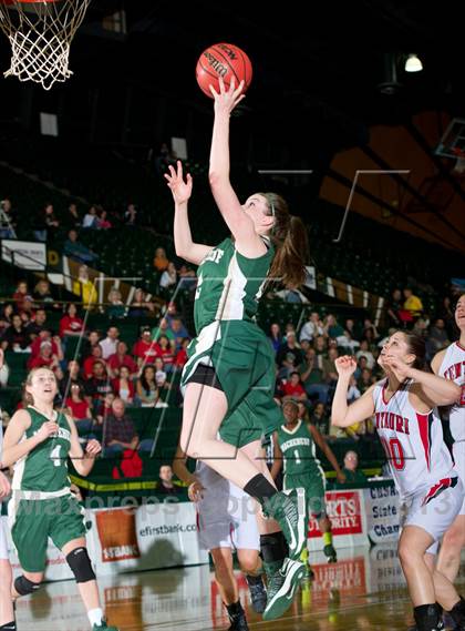 Thumbnail 3 in Centauri vs. Bishop Machebeuf (CHSAA 3A Great 8) photogallery.