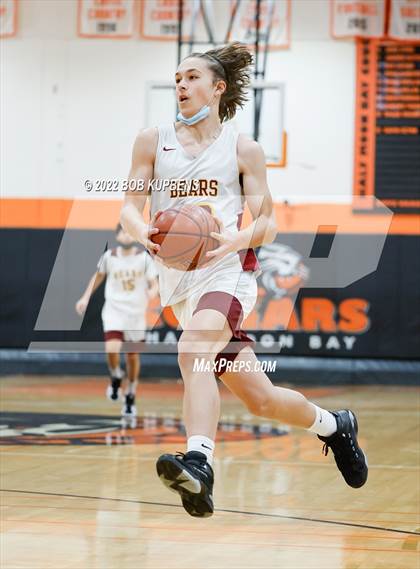 Thumbnail 2 in Burlingame vs. Menlo-Atherton photogallery.