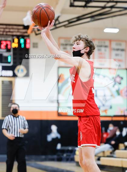 Thumbnail 2 in Burlingame vs. Menlo-Atherton photogallery.