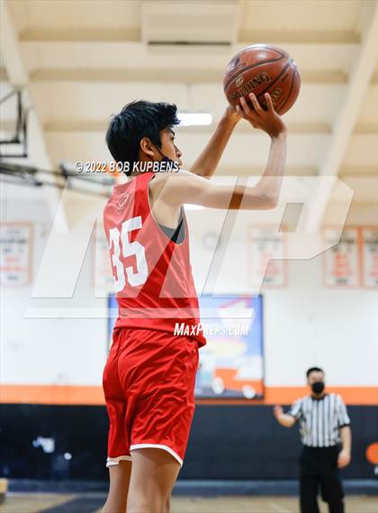 Thumbnail 1 in Burlingame vs. Menlo-Atherton photogallery.