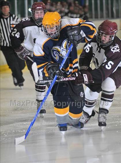 Thumbnail 3 in Cheyenne Mountain vs Rampart photogallery.