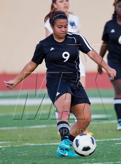 Thumbnail 1 in Kaufman vs Kennedale (Pearland Shootout) photogallery.