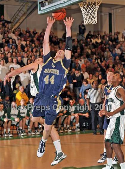 Thumbnail 1 in Bayport-Blue Point vs Harborfields (Section XI Class A Final) photogallery.