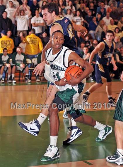 Thumbnail 3 in Bayport-Blue Point vs Harborfields (Section XI Class A Final) photogallery.