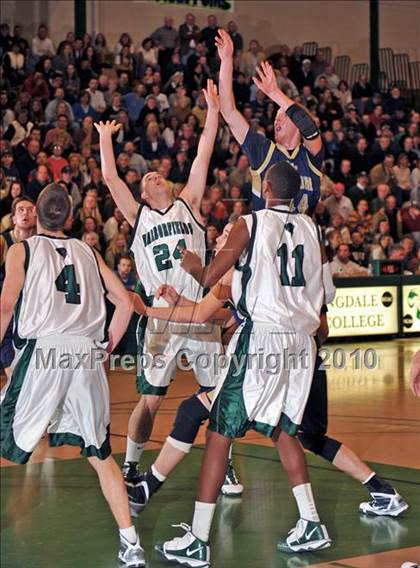 Thumbnail 1 in Bayport-Blue Point vs Harborfields (Section XI Class A Final) photogallery.