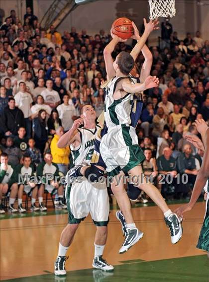 Thumbnail 2 in Bayport-Blue Point vs Harborfields (Section XI Class A Final) photogallery.