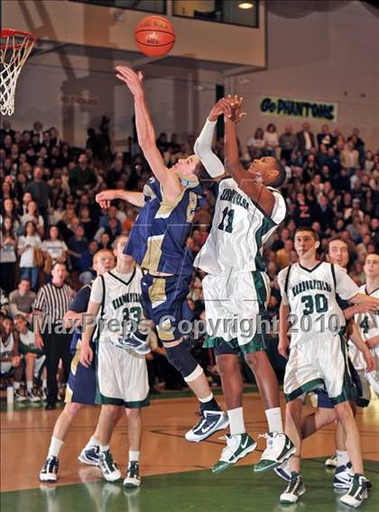Thumbnail 1 in Bayport-Blue Point vs Harborfields (Section XI Class A Final) photogallery.