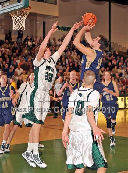 Thumbnail 1 in Bayport-Blue Point vs Harborfields (Section XI Class A Final) photogallery.