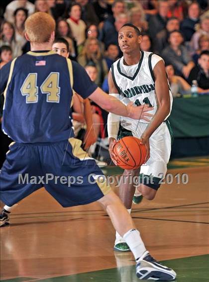 Thumbnail 3 in Bayport-Blue Point vs Harborfields (Section XI Class A Final) photogallery.