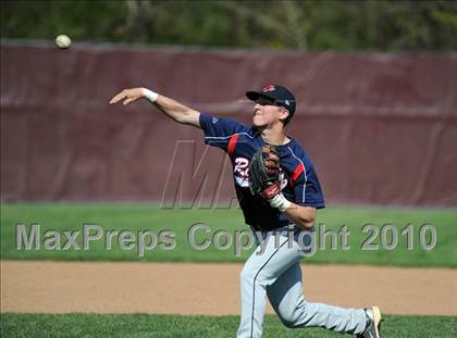 Thumbnail 2 in New Fairfield @ Pomperaug photogallery.