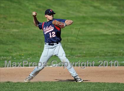 Thumbnail 2 in New Fairfield @ Pomperaug photogallery.