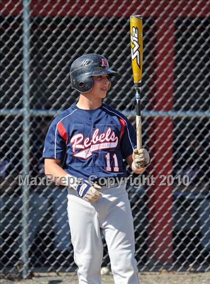 Thumbnail 1 in New Fairfield @ Pomperaug photogallery.