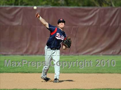 Thumbnail 2 in New Fairfield @ Pomperaug photogallery.