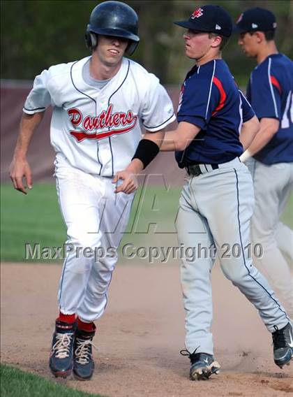 Thumbnail 2 in New Fairfield @ Pomperaug photogallery.
