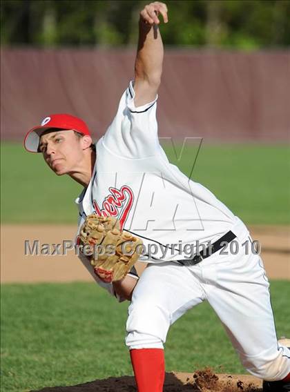Thumbnail 1 in New Fairfield @ Pomperaug photogallery.