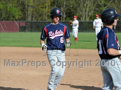 Thumbnail 2 in New Fairfield @ Pomperaug photogallery.