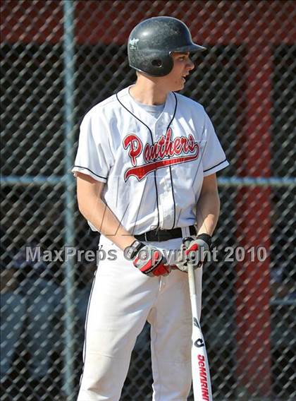Thumbnail 2 in New Fairfield @ Pomperaug photogallery.