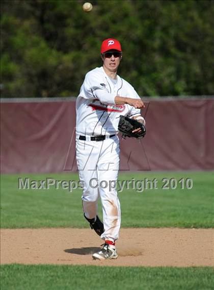 Thumbnail 3 in New Fairfield @ Pomperaug photogallery.