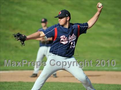 Thumbnail 2 in New Fairfield @ Pomperaug photogallery.