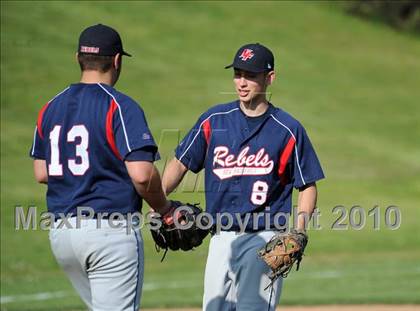Thumbnail 3 in New Fairfield @ Pomperaug photogallery.