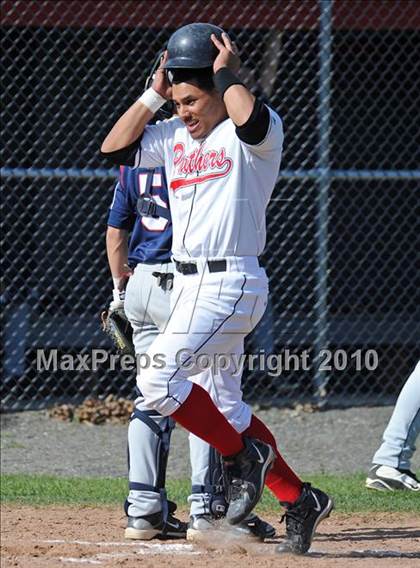 Thumbnail 3 in New Fairfield @ Pomperaug photogallery.