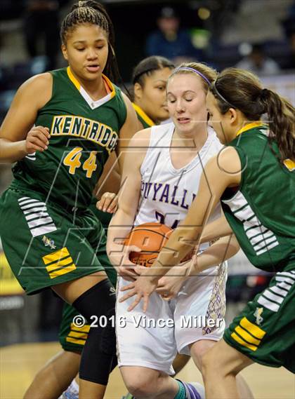 Thumbnail 3 in Puyallup vs Kentridge (4A SPSL Tournament) photogallery.
