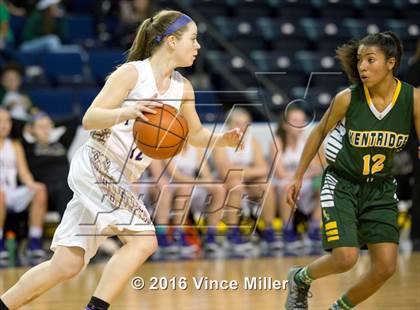 Thumbnail 3 in Puyallup vs Kentridge (4A SPSL Tournament) photogallery.