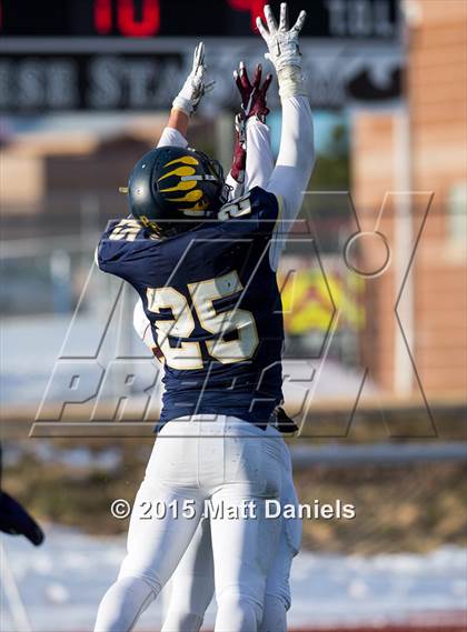 Thumbnail 2 in Palmer Ridge vs. Windsor (CHSAA 4A Quarterfinal) photogallery.