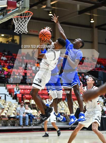 Thumbnail 1 in Bryant vs Centennial Corona (CA) (King Cotton Classic) photogallery.