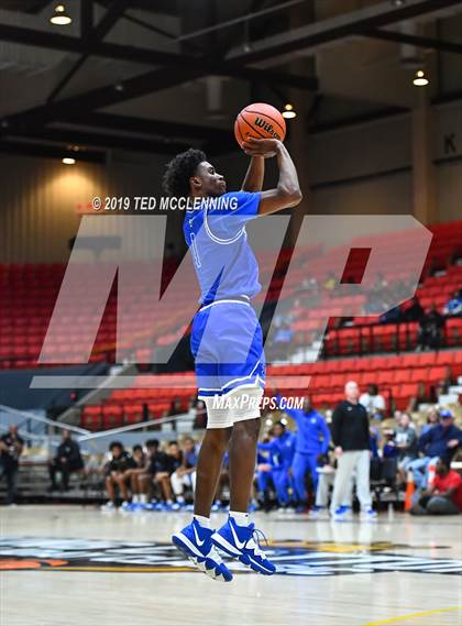 Thumbnail 2 in Bryant vs Centennial Corona (CA) (King Cotton Classic) photogallery.