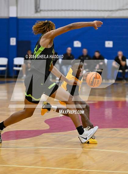 Thumbnail 2 in Windermere vs Shabach Christian Academy (Sun Bash Tampa) photogallery.