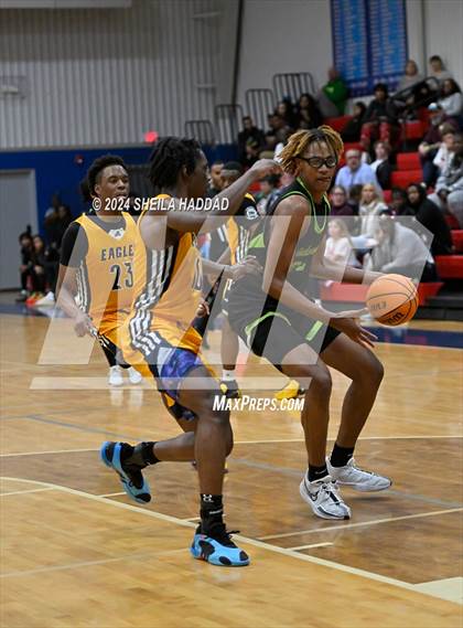 Thumbnail 3 in Windermere vs Shabach Christian Academy (Sun Bash Tampa) photogallery.