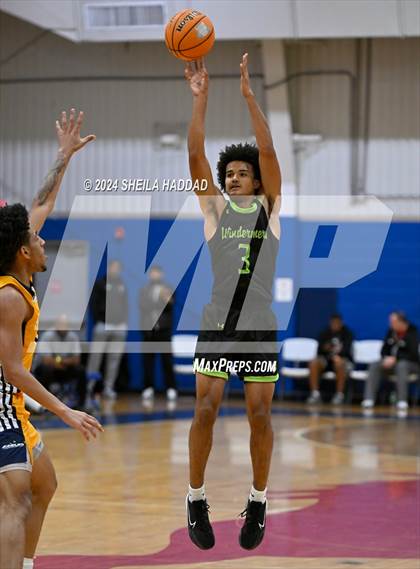 Thumbnail 3 in Windermere vs Shabach Christian Academy (Sun Bash Tampa) photogallery.